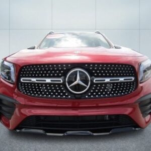 New Mercedes-Benz GLB 250 4MATIC SUV